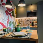 Green Luxury Apartment